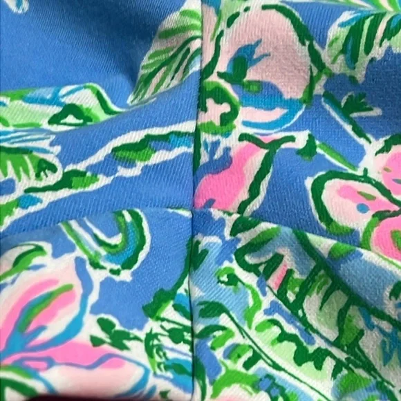 Lilly Pulitzer BENEATH THE BOUGAINVILLEA Natia knit shorts. Size 4 - Picture 7 of 11